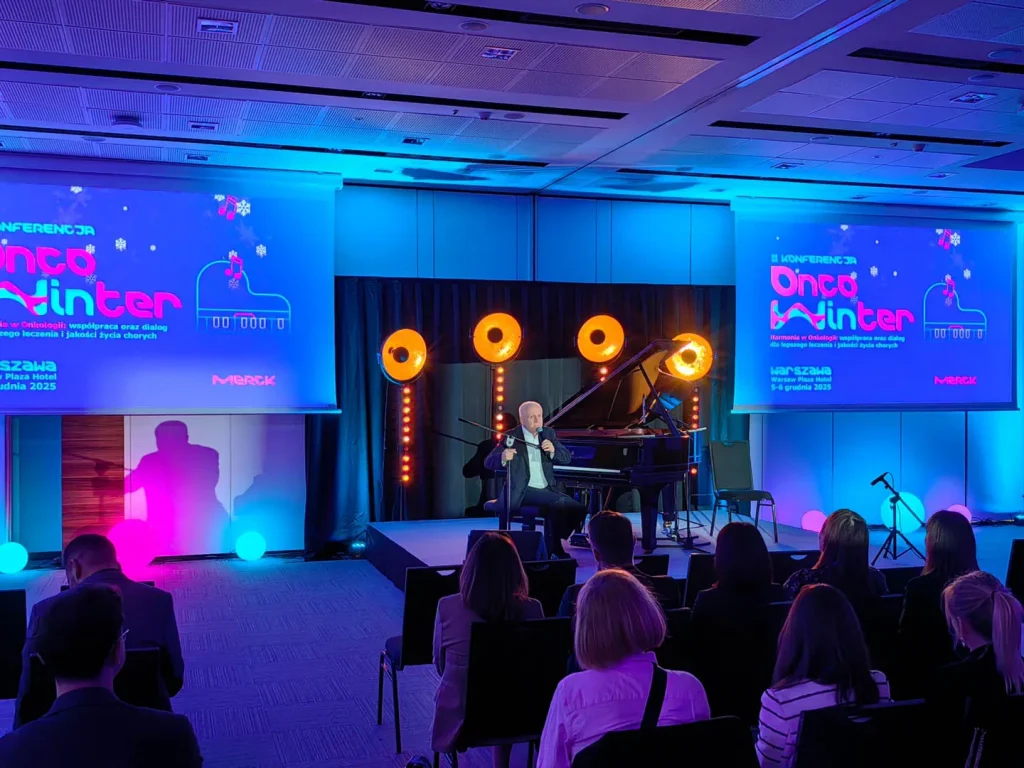 Scena z fortepianem — konferencja Onco Winter